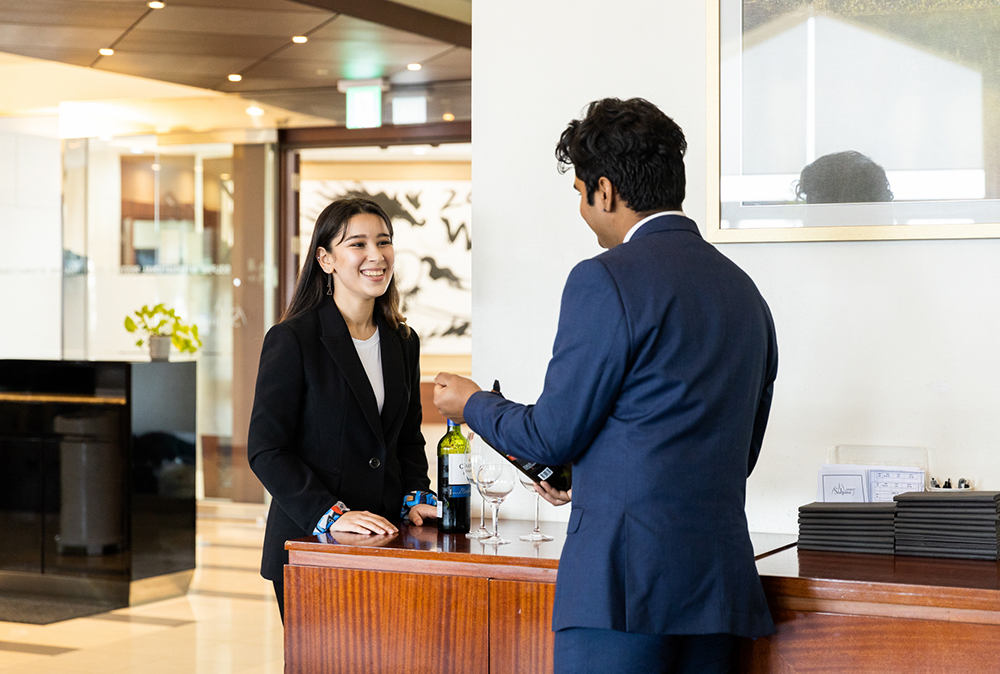 (Special Lecture by Jamie Simpson of The Chef’s Garden)